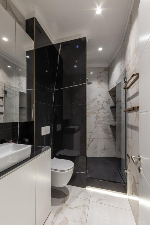 Max Central Apartment Belgrad Exteriör bild
