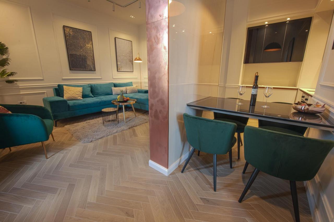 Max Central Apartment Belgrad Exteriör bild